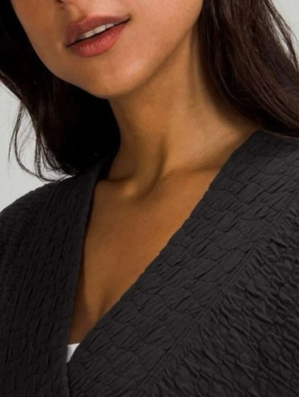Lululemon Rippled V Neck Pullover Black Size 10